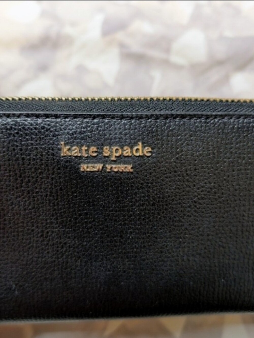 Kate Spade black zip-around pebbled leather wallet - Picture 2 of 5